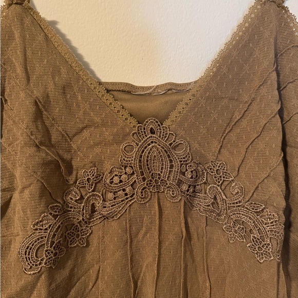 Brown cami tank top - Picture 2 of 4